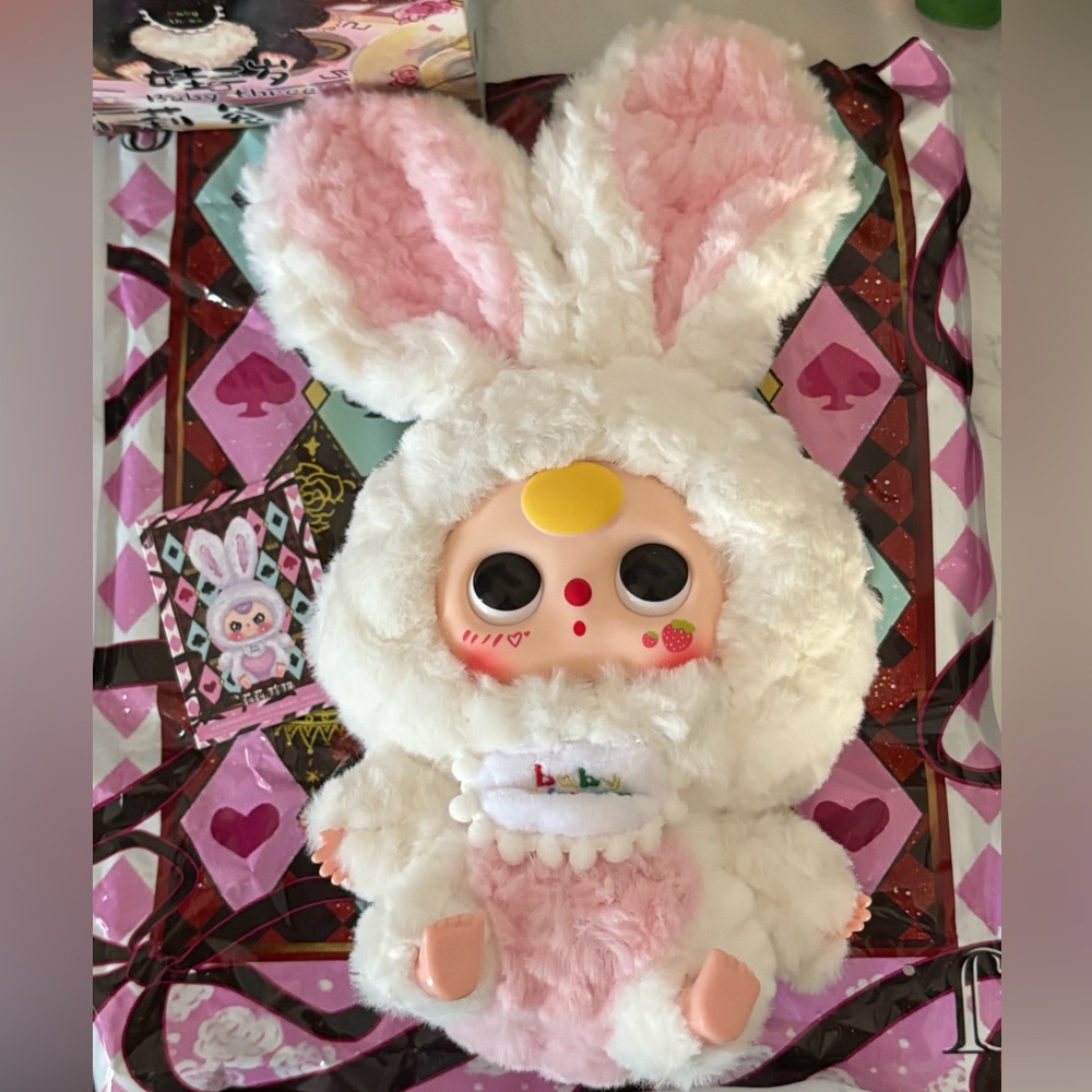 Baby Three Lily Rabbit Town V1 CONFIRMED White Bunny